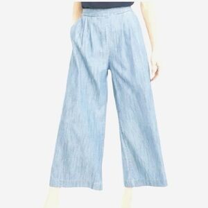 POPSUGAR Light blue wide leg crop pants size S.